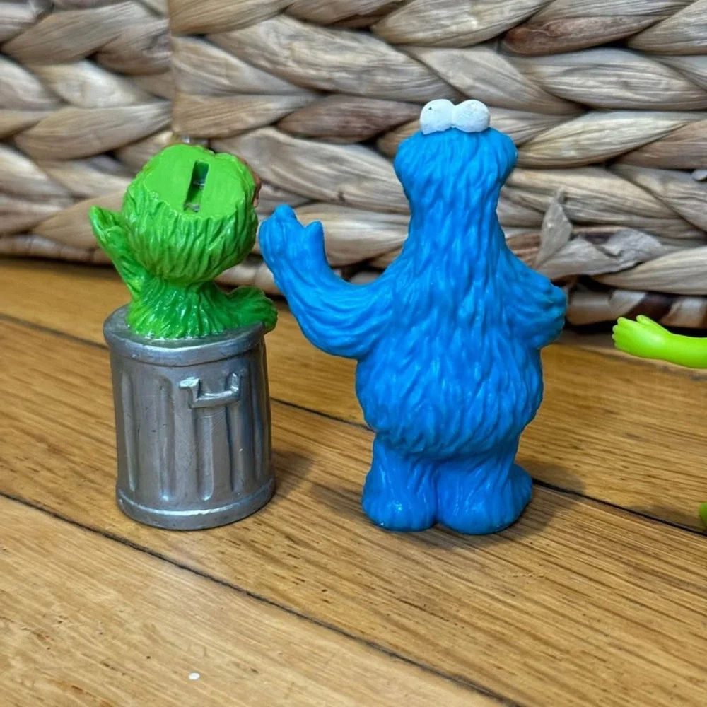 Sesame Street Muppets Figures‎ Oscar Cookie Monster Kermit Animal Toy Set Retro